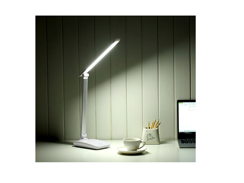 <b>LED護(hù)眼燈</b>